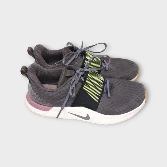 Nike Gray Sneakers with Breathable Mesh and Lightweight Design - Picture 6 of 13